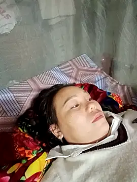 vanvan005 online show from March 5, 2026, 1:13 am