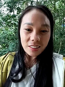 Snapshot of vanvan005 chatting on May 1, 2026, 10:31 am vanvan005 online show from May 1, 2026, 10:31 am