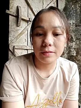 Snapshot of vanvan005 chatting on April 16, 2026, 2:56 am vanvan005 online show from April 16, 2026, 2:56 am