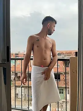 liam bronw online show from March 5, 2026, 3:52 pm