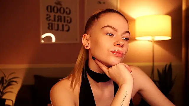 secretdesireee online show from February 12, 2026, 3:12 pm