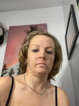 SattivvaXXX online show from February 12, 2026, 2:06 pm