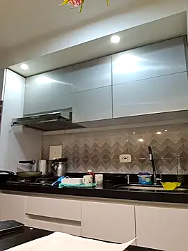 Snapshot of Madisson_0-9 chatting on February 18, 2026, 10:22 am Madisson 0-9 online show from February 18, 2026, 10:22 am