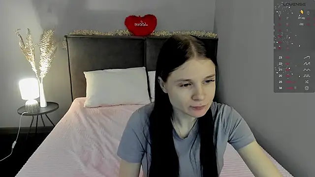 SkinyJoys online show from March 20, 2026, 1:50 am