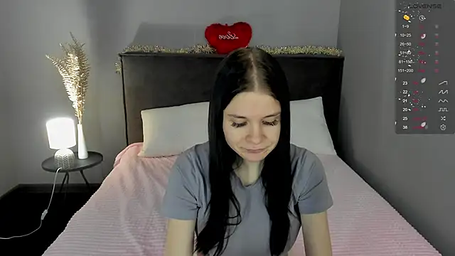 SkinyJoys online show from March 12, 2026, 2:06 am