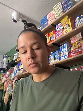 Snapshot of lannabellx chatting on March 6, 2026, 7:09 pm lannabellx online show from March 6, 2026, 7:09 pm