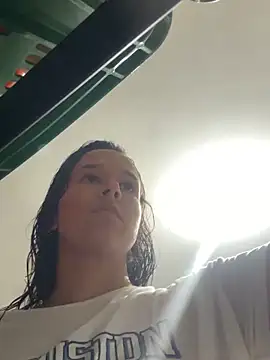 lannabellx online show from February 1, 2026, 2:32 am