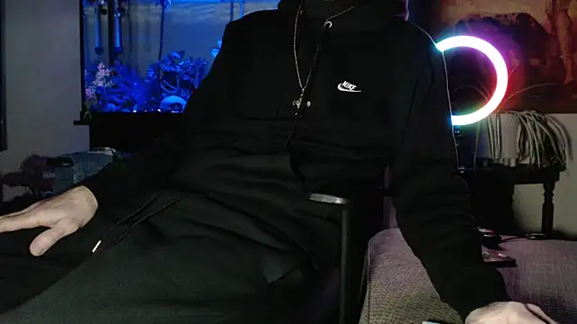 EspanolVato online show from February 12, 2026, 9:20 am