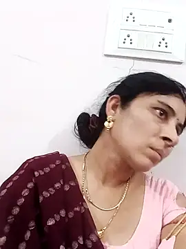 Hot ree85 online show from April 25, 2026, 6:49 am