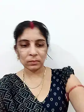 Hot ree85 online show from April 23, 2026, 12:11 pm
