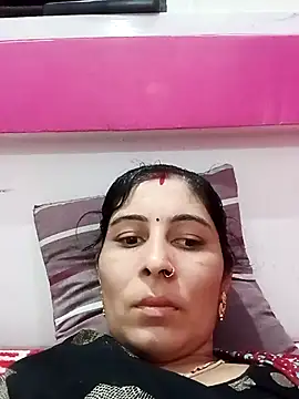 Hot ree85 online show from February 7, 2026, 4:31 am