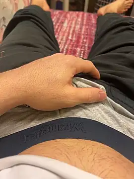 Snapshot of Majestik1 chatting on February 22, 2026, 9:00 am Majestik1 online show from February 22, 2026, 9:00 am