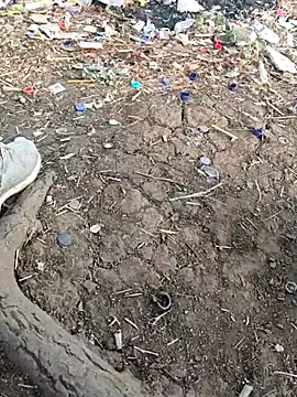 aqyfr online show from February 11, 2026, 2:44 am