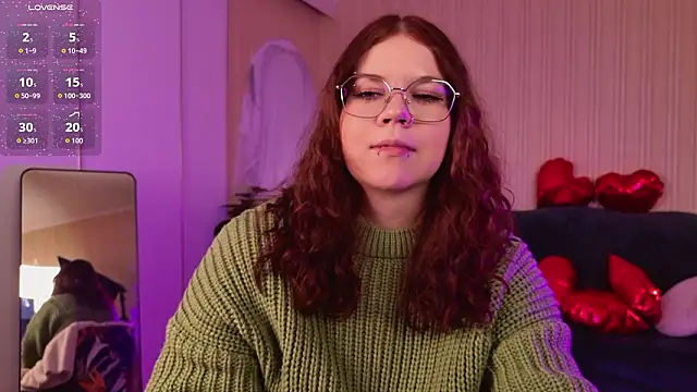 Snapshot of A_Lot_of_Bunny chatting on February 18, 2026, 9:39 am A Lot of Bunny online show from February 18, 2026, 9:39 am