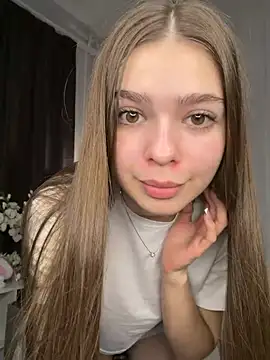 Snapshot of SkylineBliss chatting on June 30, 2026, 1:11 pm SkylineBliss online show from June 30, 2026, 1:11 pm