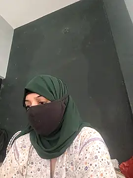 Snapshot of Tamilfathi chatting on February 11, 2026, 6:02 am Tamilfathi online show from February 11, 2026, 6:02 am