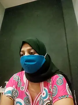 Snapshot of Tamilfathi chatting on February 11, 2026, 11:04 pm Tamilfathi online show from February 11, 2026, 11:04 pm