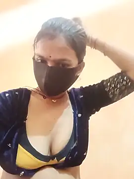 Snapshot of Kinjal_setty chatting on June 11, 2026, 2:33 am Kinjal setty online show from June 11, 2026, 2:33 am