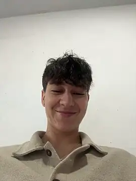 ravenryx online show from March 24, 2026, 3:12 pm