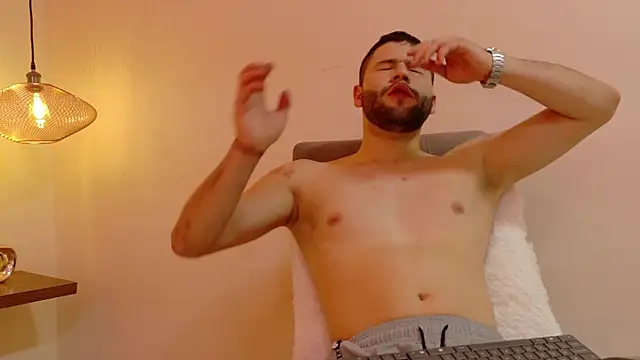 Snapshot of AndyKnoxx chatting on February 12, 2026, 8:30 pm AndyKnoxx online show from February 12, 2026, 8:30 pm