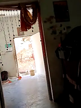 coupleshow-143 online show from April 6, 2026, 5:52 am