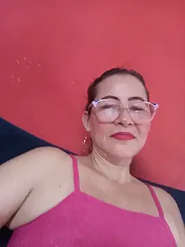 Snapshot of Salome_69 chatting on August 5, 2026, 1:05 pm Salome 69 online show from August 5, 2026, 1:05 pm