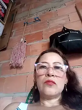 Salome 69 online show from February 4, 2026, 1:28 pm