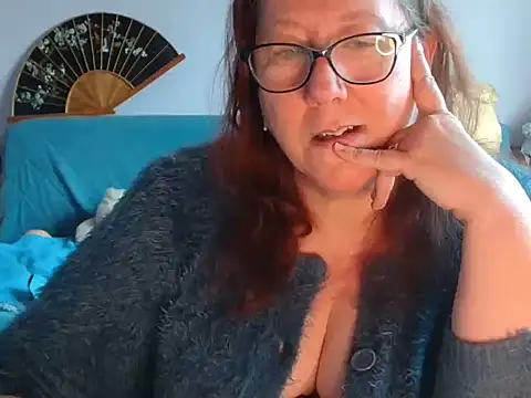 Snapshot of xmyriamx chatting on June 7, 2026, 7:57 am xmyriamx online show from June 7, 2026, 7:57 am