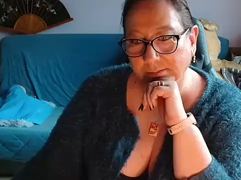 Snapshot of xmyriamx chatting on April 5, 2026, 7:59 am xmyriamx online show from April 5, 2026, 7:59 am