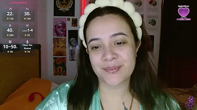 Snapshot of Nova-Satela chatting on May 4, 2026, 1:14 pm Nova-Satela online show from May 4, 2026, 1:14 pm