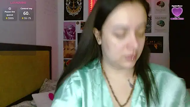 Snapshot of Nova-Satela chatting on April 29, 2026, 11:36 am Nova-Satela online show from April 29, 2026, 11:36 am