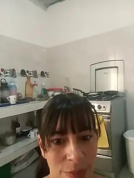 Snapshot of ilairahot chatting on February 6, 2026, 2:46 pm ilairahot online show from February 6, 2026, 2:46 pm