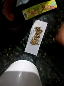 icaroAzevedo30 online show from February 4, 2026, 12:38 am