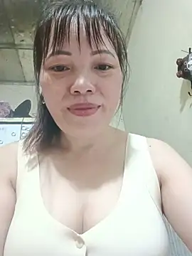 Snapshot of Sana-vn chatting on June 13, 2026, 3:43 pm Sana-vn online show from June 13, 2026, 3:43 pm