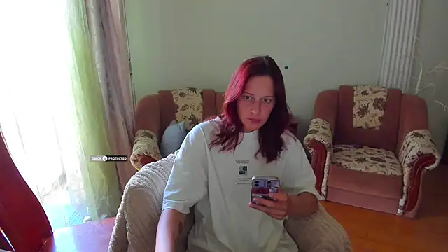 Snapshot of Lily_Viola chatting on June 13, 2026, 2:26 pm Lily Viola online show from June 13, 2026, 2:26 pm