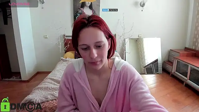 Lily Viola online show from April 15, 2026, 7:58 am