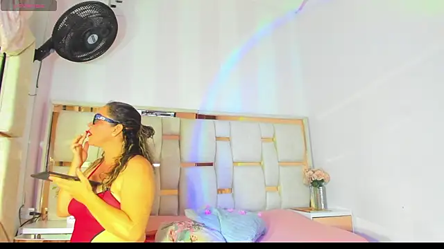 Celestesexx  online show from March 3, 2026, 1:40 pm