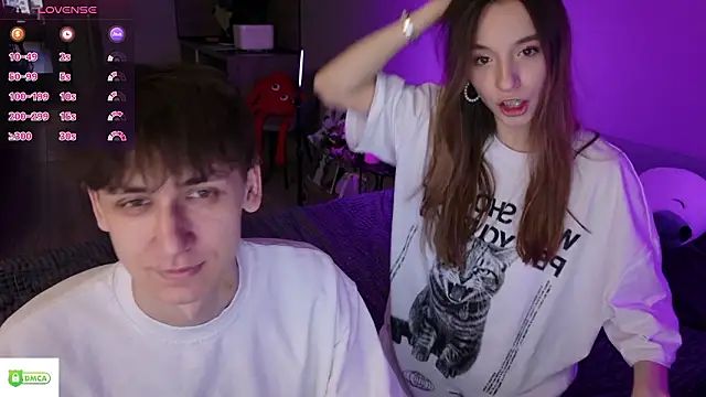 Snapshot of Candyy_Molly chatting on March 17, 2026, 2:36 am Candyy Molly online show from March 17, 2026, 2:36 am