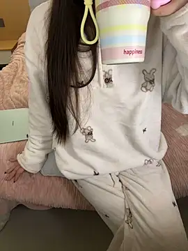  xiaoxinxin  online show from February 7, 2026, 12:13 pm