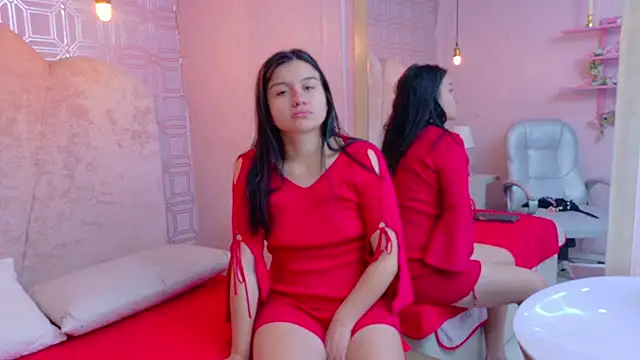 Snapshot of AdanNdEva chatting on March 19, 2026, 10:10 pm AdanNdEva online show from March 19, 2026, 10:10 pm