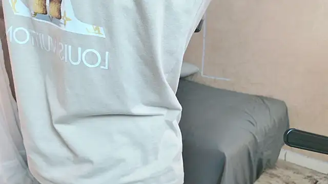 Snapshot of AdanNdEva chatting on February 10, 2026, 5:50 am AdanNdEva online show from February 10, 2026, 5:50 am