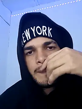 Fernandocj  online show from February 3, 2026, 3:04 am