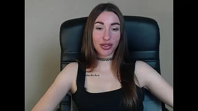 cammila horn online show from January 14, 2026, 6:44 pm