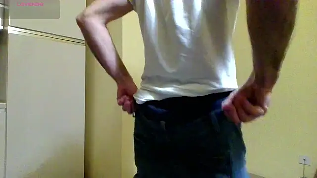 Snapshot of Ele7b5 chatting on April 28, 2026, 9:30 pm Ele7b5 online show from April 28, 2026, 9:30 pm