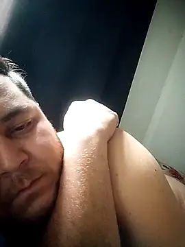 gordinhoCRZ2 online show from February 4, 2026, 11:05 am