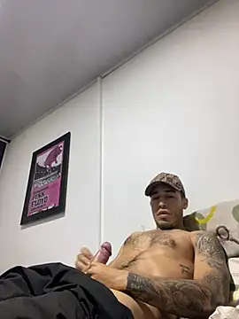 VergonR02 online show from February 4, 2026, 9:15 am