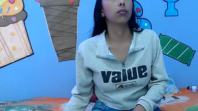 skinnysexzara18 online show from January 16, 2026, 1:20 am