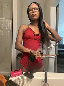 xouniq online show from March 27, 2026, 3:02 pm