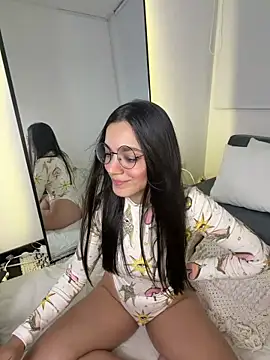 Snapshot of EVA_WILD1 chatting on March 17, 2026, 11:41 pm EVA WILD1 online show from March 17, 2026, 11:41 pm