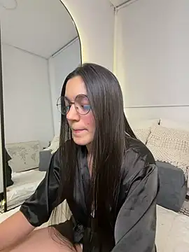 Snapshot of EVA_WILD1 chatting on March 7, 2026, 2:07 am EVA WILD1 online show from March 7, 2026, 2:07 am